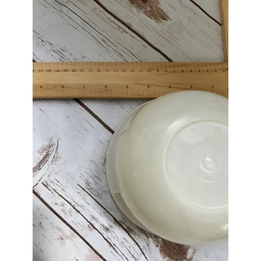 Tupperware Mixing Bowl White Vintage Plastic Round NO LID Small 5 inch